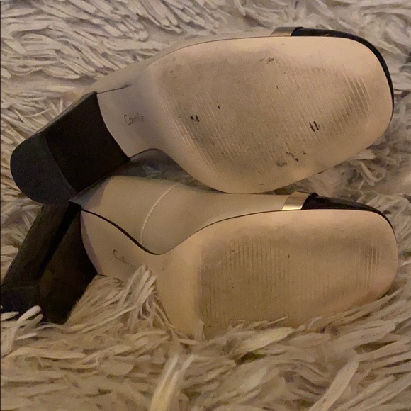 Calvin Klein - Picture 3 of 5